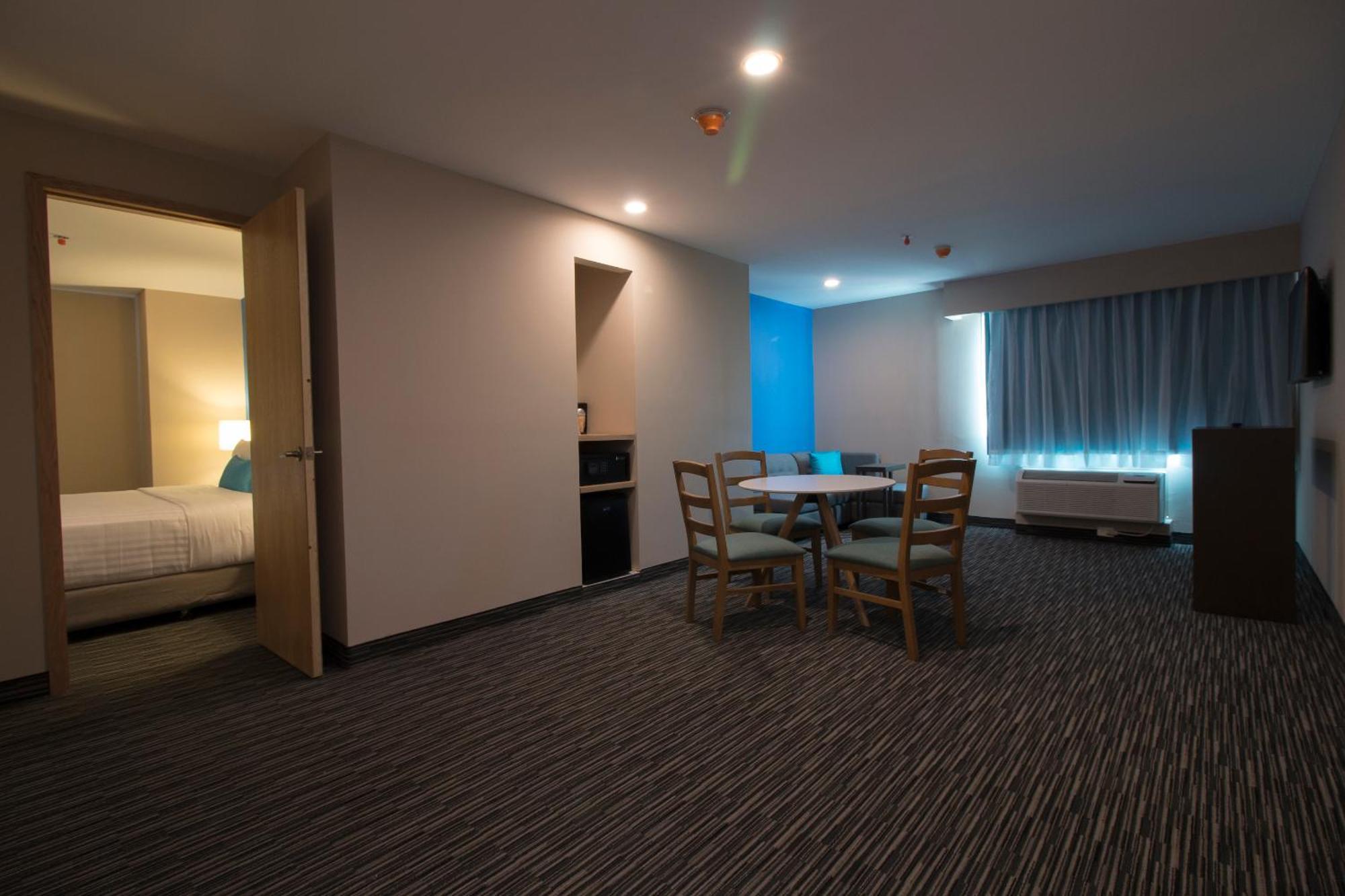 Chn Hotel Monterrey Aeropuerto, Trademark By Wyndham Apodaca Exteriér fotografie